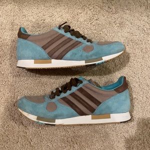 -Women’s Adidas Athletic Shoes